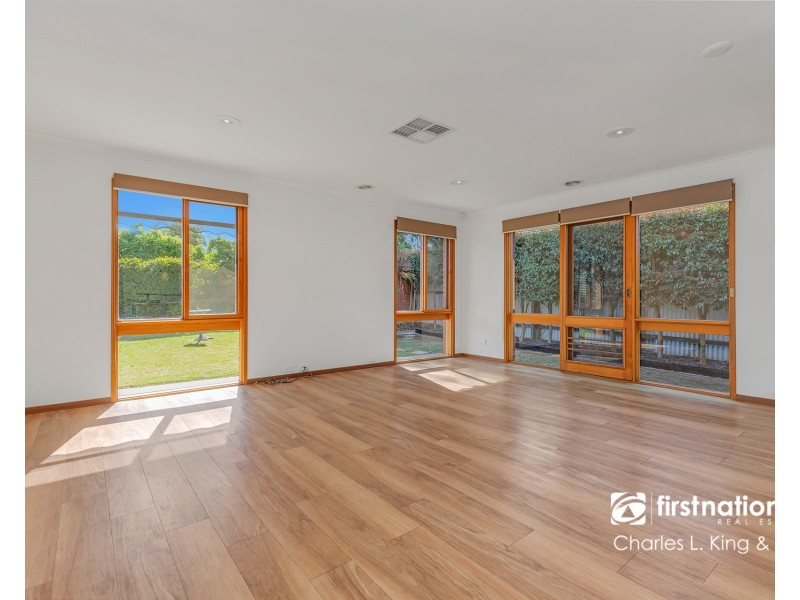 93 Campaspe Esplanade, Echuca VIC 3564