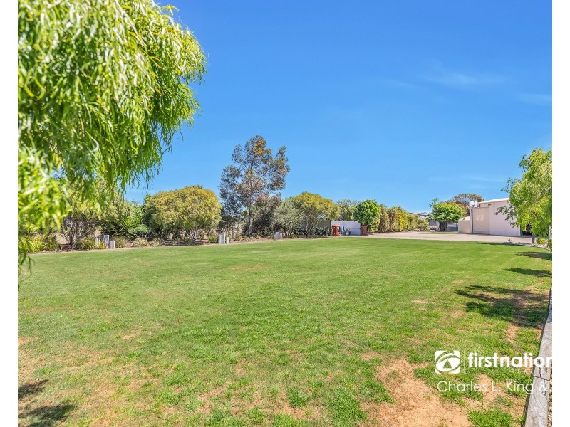 13 Ikona Drive, Echuca VIC 3564