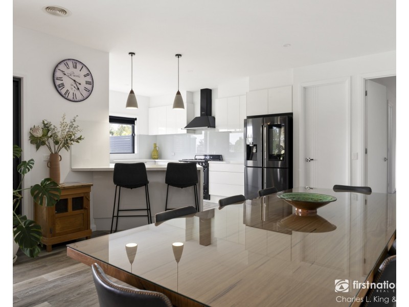 64 Pinerate Place, Echuca VIC 3564