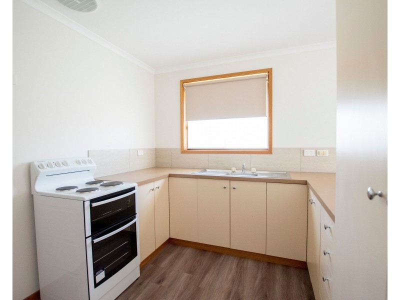 1/30 Premier Street, Echuca VIC 3564