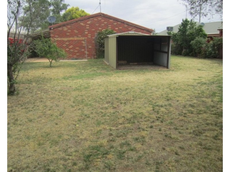 2 Rosendale Court, Echuca VIC 3564