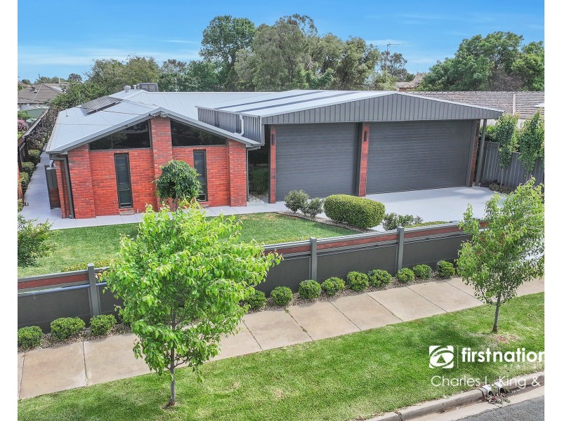 8 Rutley Crescent, Echuca VIC 3564