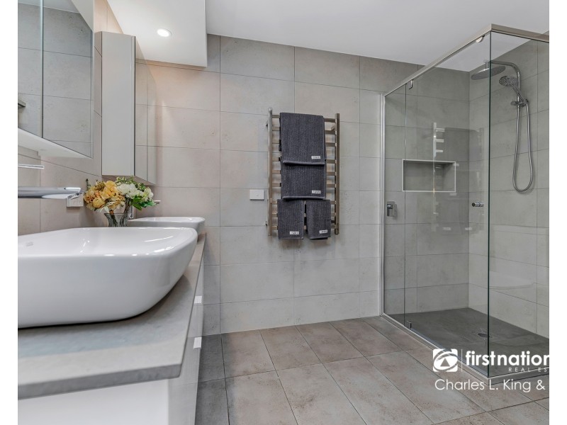 8 Rutley Crescent, Echuca VIC 3564