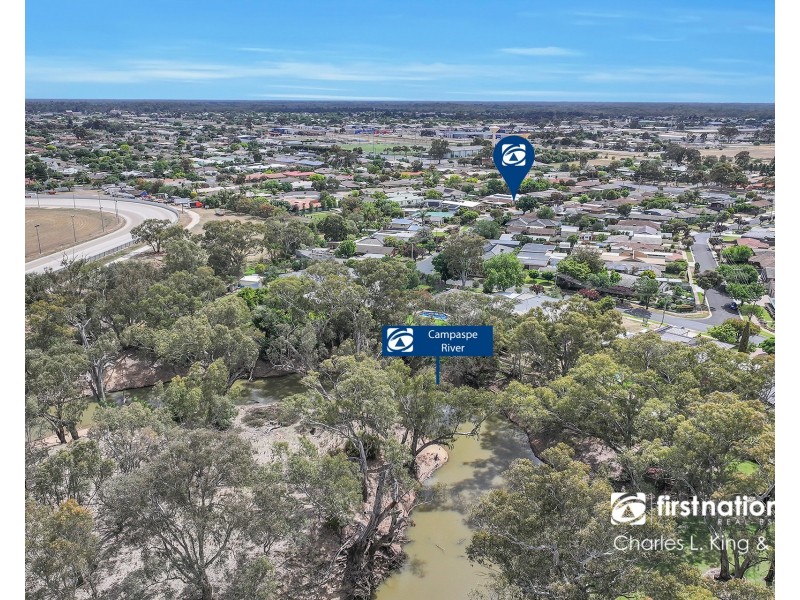 8 Rutley Crescent, Echuca VIC 3564