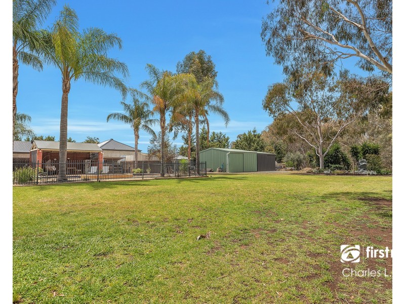 109 Schoeffel Drive, Echuca VIC 3564