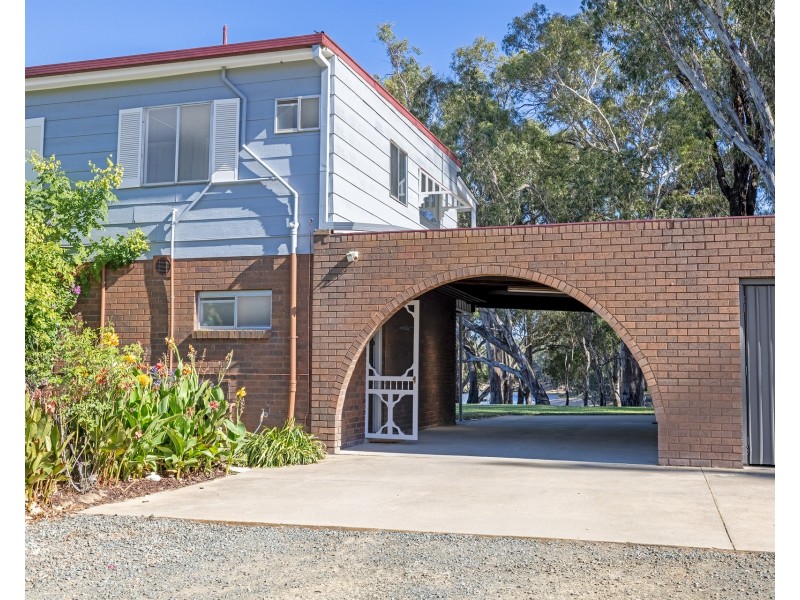3 Lady Augusta Road, Echuca VIC 3564
