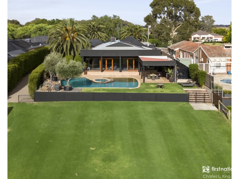 98 Wharparilla Drive, Echuca VIC 3564