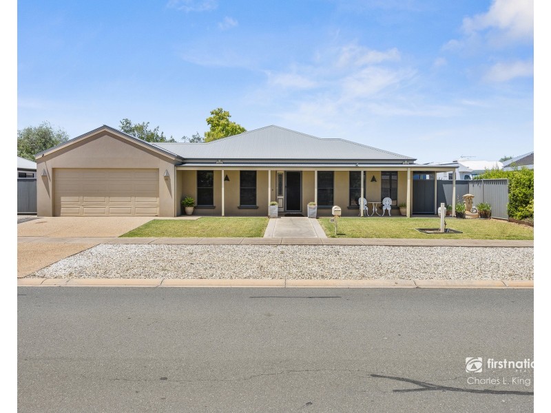 42 Jamieson Drive, Echuca VIC 3564