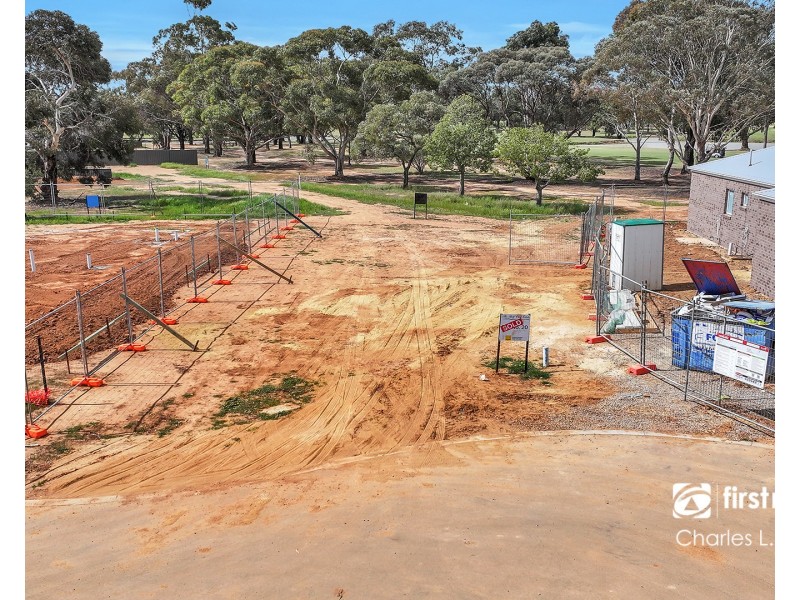 9 Parslow Place, Moama NSW 2731