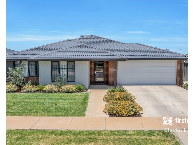 9 The Vines Boulevard, Moama NSW 2731
