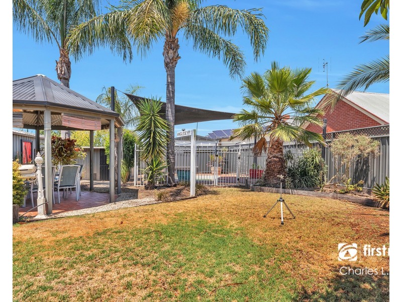 35 McKinlay Street, Echuca VIC 3564