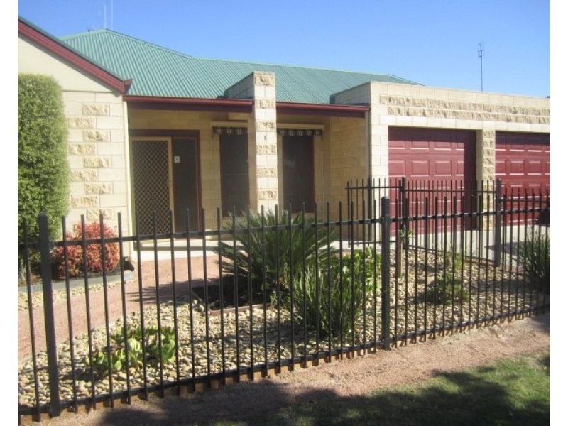 1/101 Hovell Street, Echuca VIC 3564