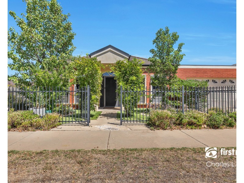 1/23 Hare Street, Echuca VIC 3564