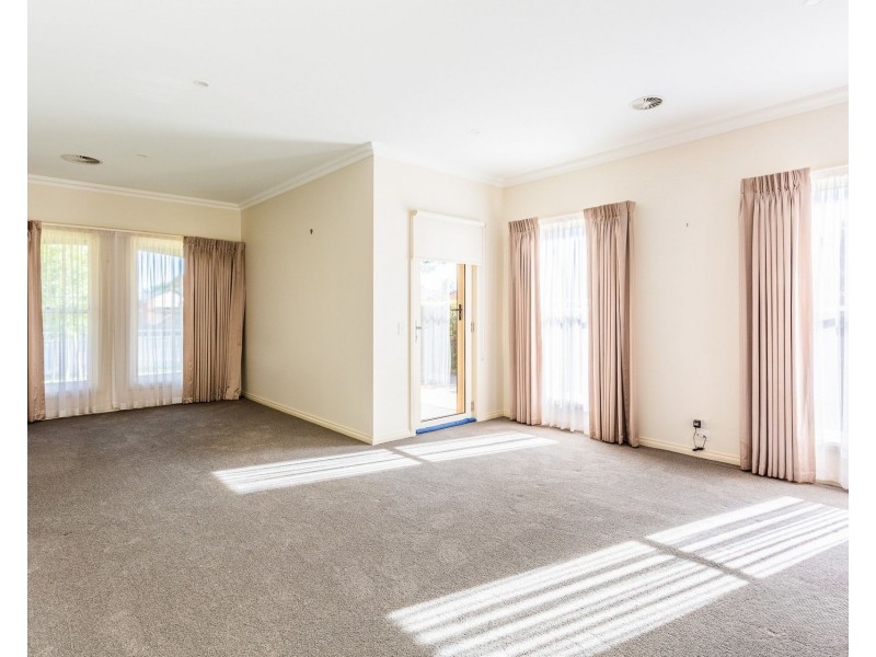 11 Collier Street, Echuca VIC 3564