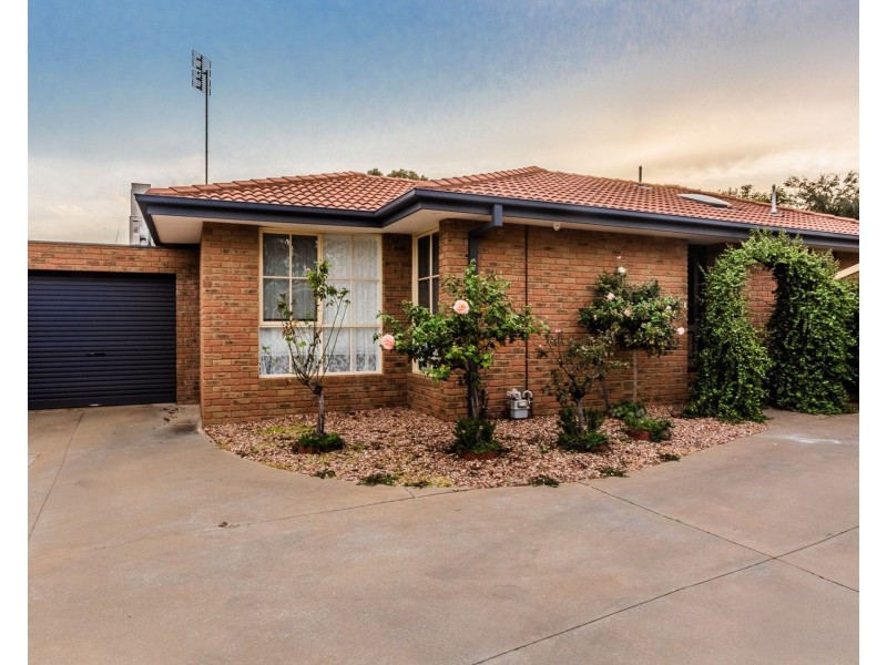 4/61 Landsborough Street, Echuca VIC 3564