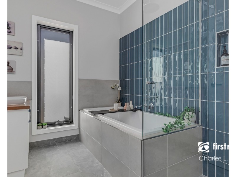 21E Maidensmith Drive, Moama NSW 2731