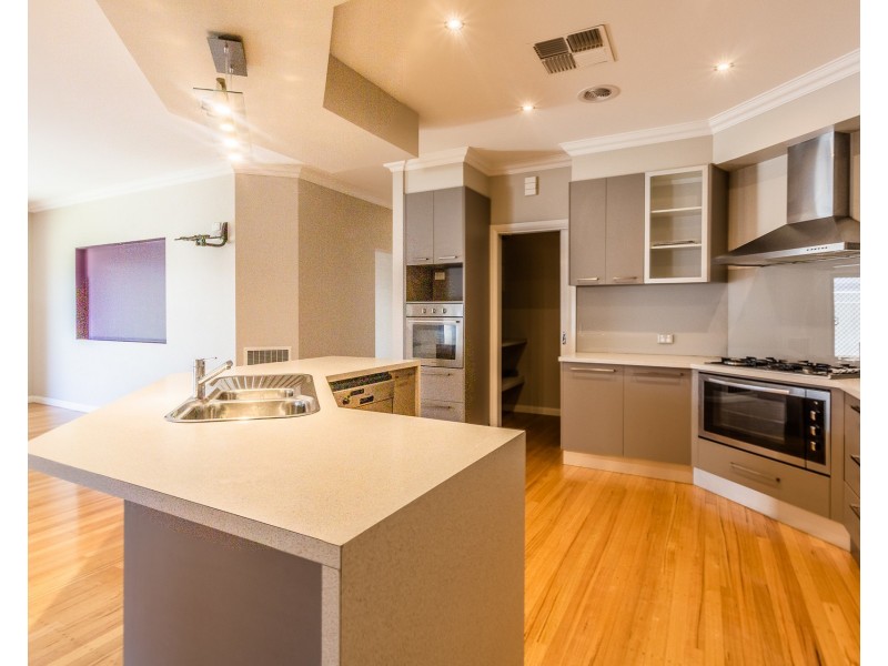 17 Forfar Drive, Moama NSW 2731