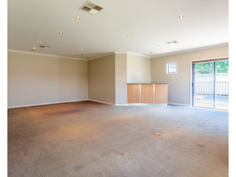17 Forfar Drive, Moama NSW 2731