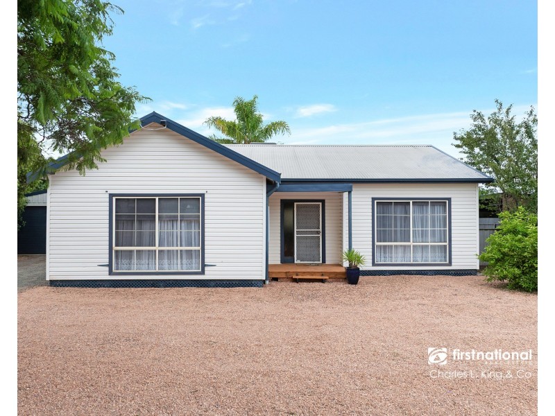84 Sturt Street, Echuca VIC 3564