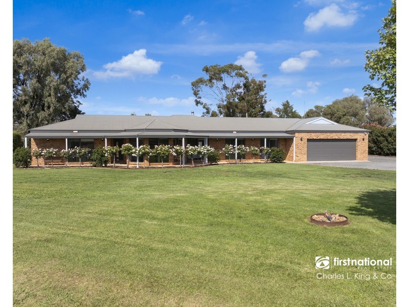 6 Village Court, Echuca VIC 3564