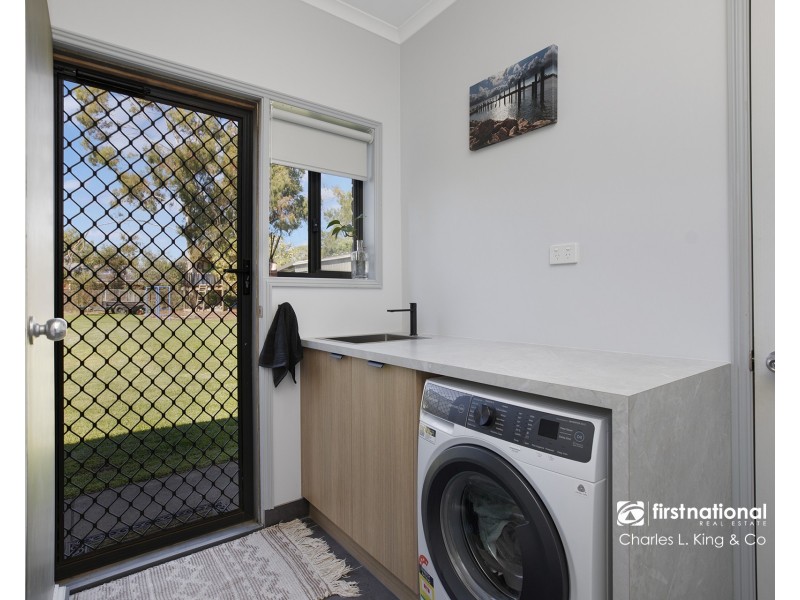 6 Village Court, Echuca VIC 3564