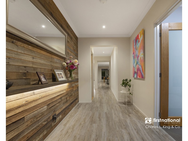 9 Whitby Close, Echuca VIC 3564