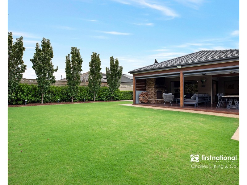 9 Whitby Close, Echuca VIC 3564