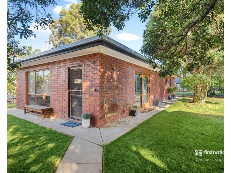 19 Snowden Street, Echuca VIC 3564