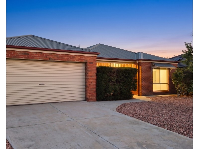16 Aberdeen Way, Moama NSW 2731