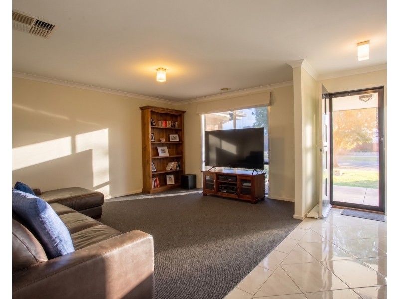 3 Amy Place, Echuca VIC 3564