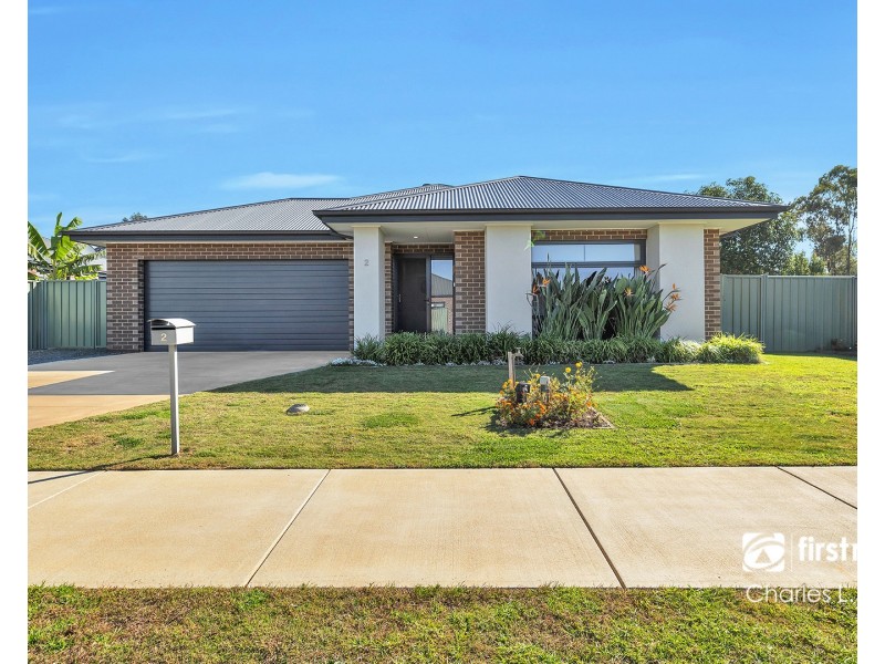 2 Emmylou Place, Moama NSW 2731