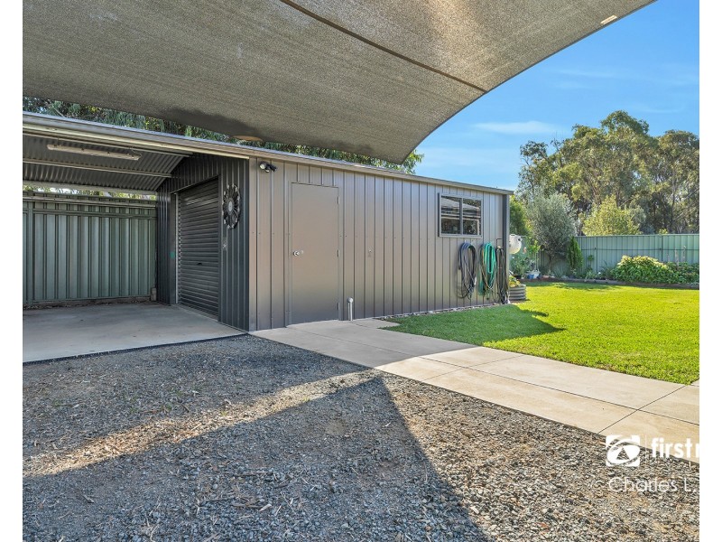 2 Emmylou Place, Moama NSW 2731
