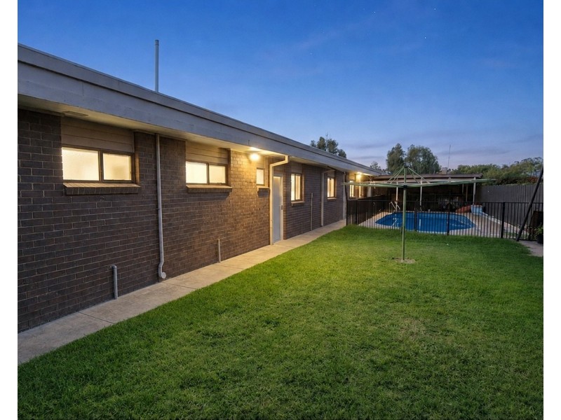 10 Luth Street, Echuca VIC 3564