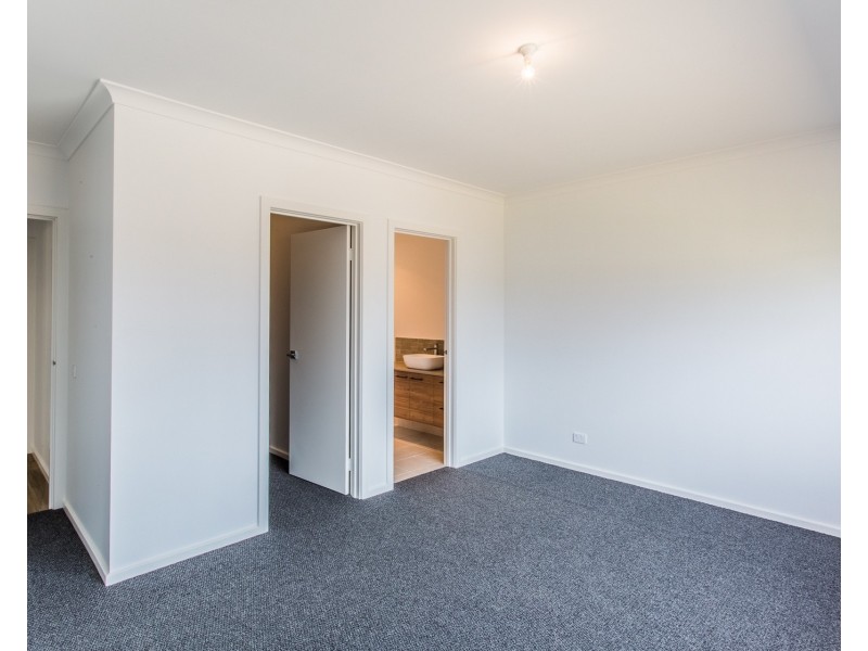 9 Magnolia Drive, Echuca VIC 3564
