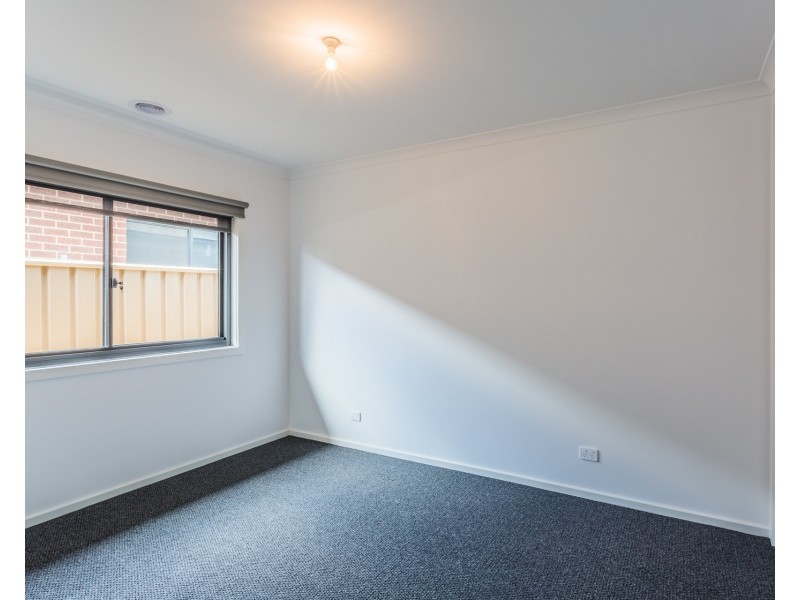 9 Magnolia Drive, Echuca VIC 3564