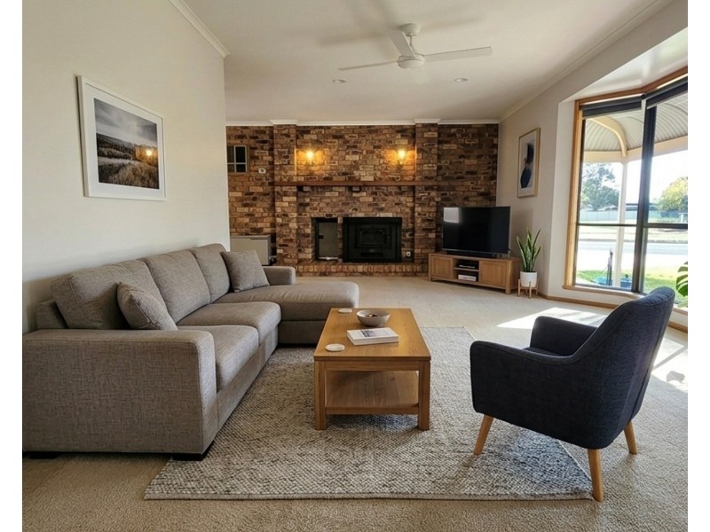 20 Lawson Drive, Moama NSW 2731