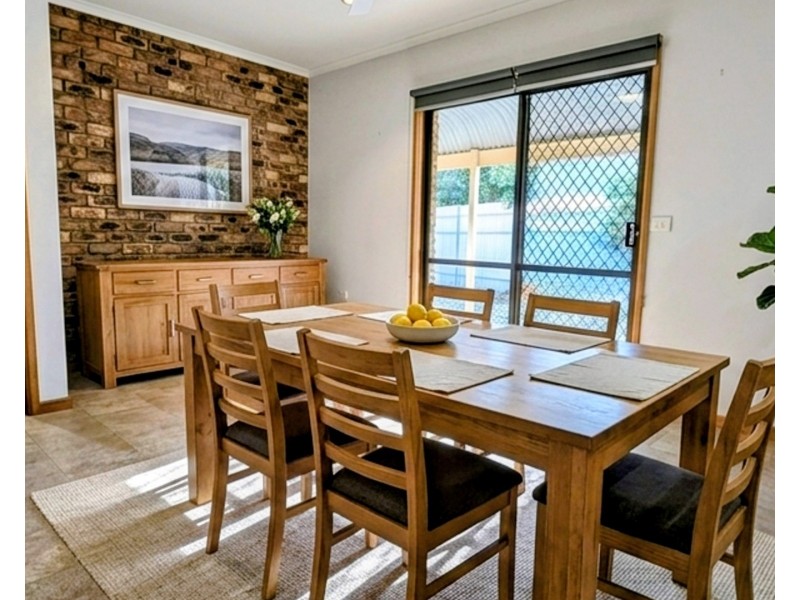 20 Lawson Drive, Moama NSW 2731