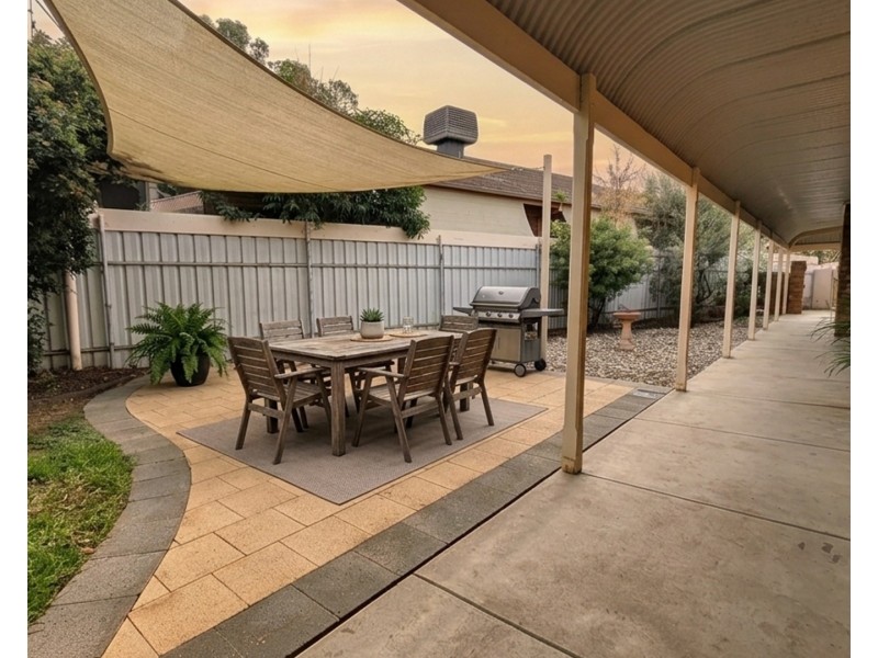 20 Lawson Drive, Moama NSW 2731