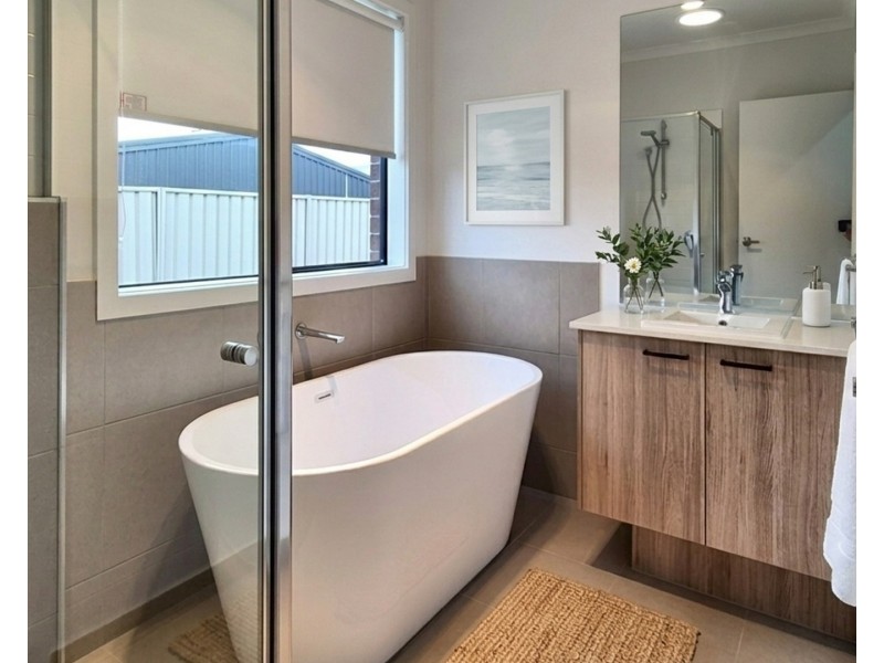 39 Yakoa Natya Avenue, Echuca VIC 3564