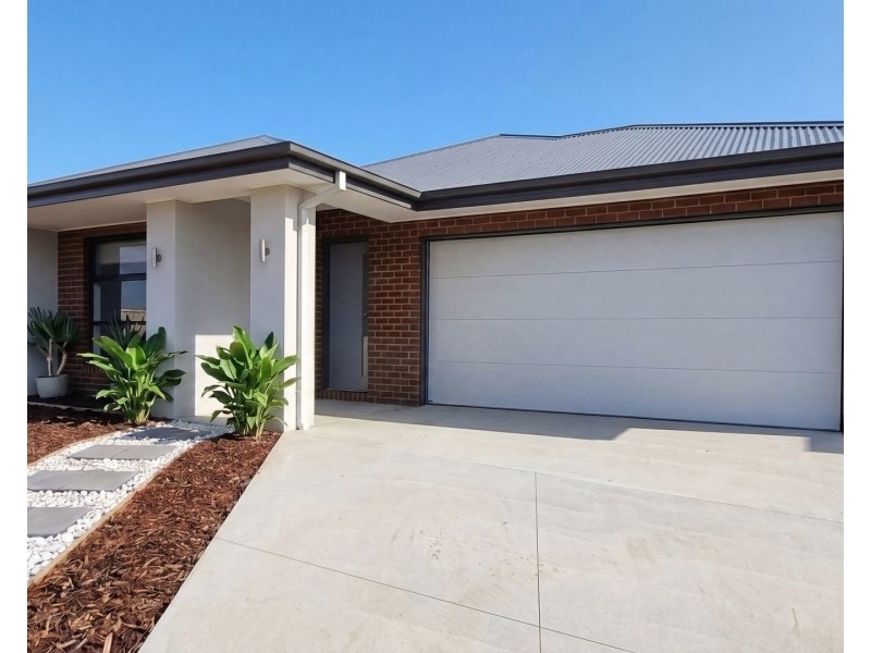 39 Yakoa Natya Avenue, Echuca VIC 3564