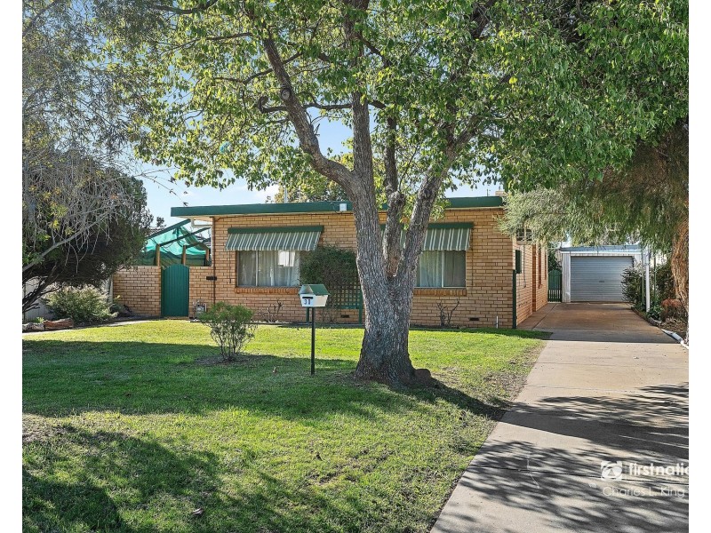 30 Crossen Street, Echuca VIC 3564