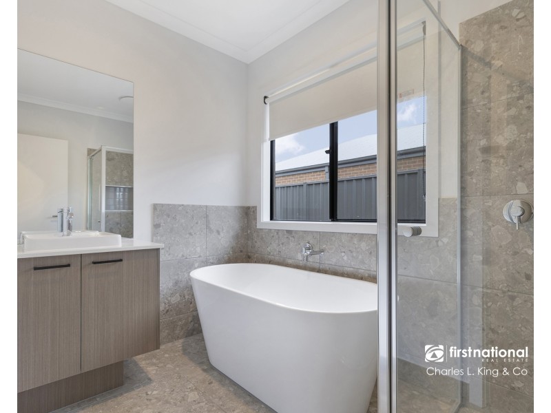45 Yakoa Natya Avenue, Echuca VIC 3564