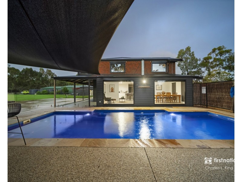 35 River View Court, Echuca VIC 3564