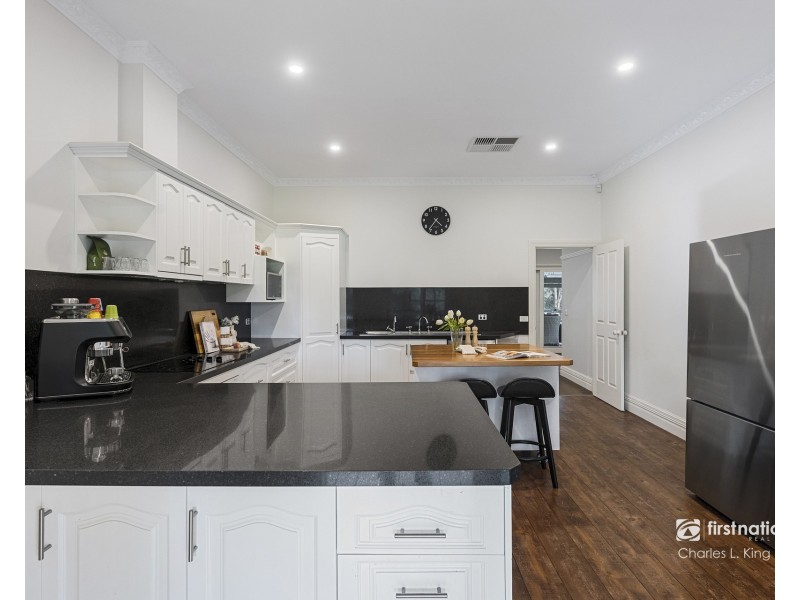180 River Avenue, Echuca VIC 3564