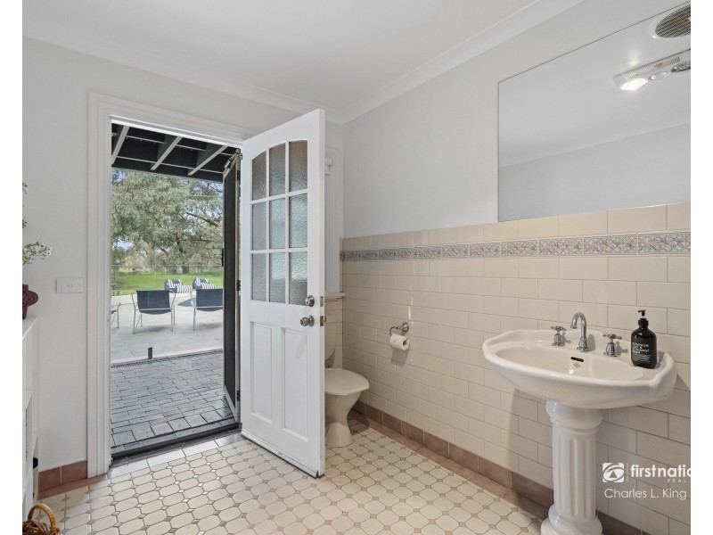 180 River Avenue, Echuca VIC 3564