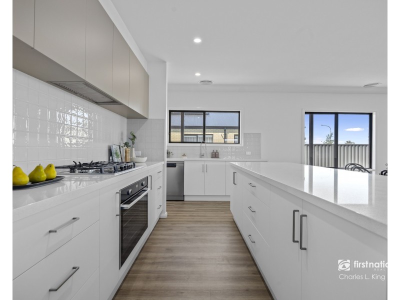 15 Finch Circuit, Moama NSW 2731
