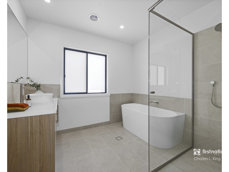 15 Finch Circuit, Moama NSW 2731
