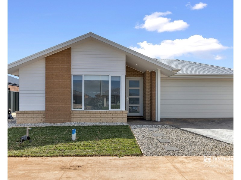 50 Yakoa Natya Avenue, Echuca VIC 3564