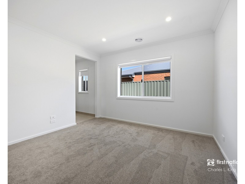 50 Yakoa Natya Avenue, Echuca VIC 3564