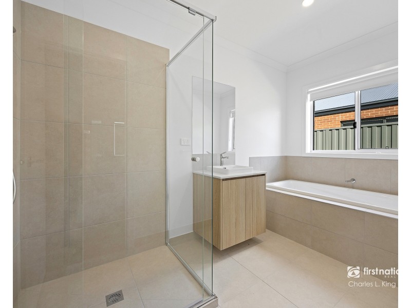 50 Yakoa Natya Avenue, Echuca VIC 3564